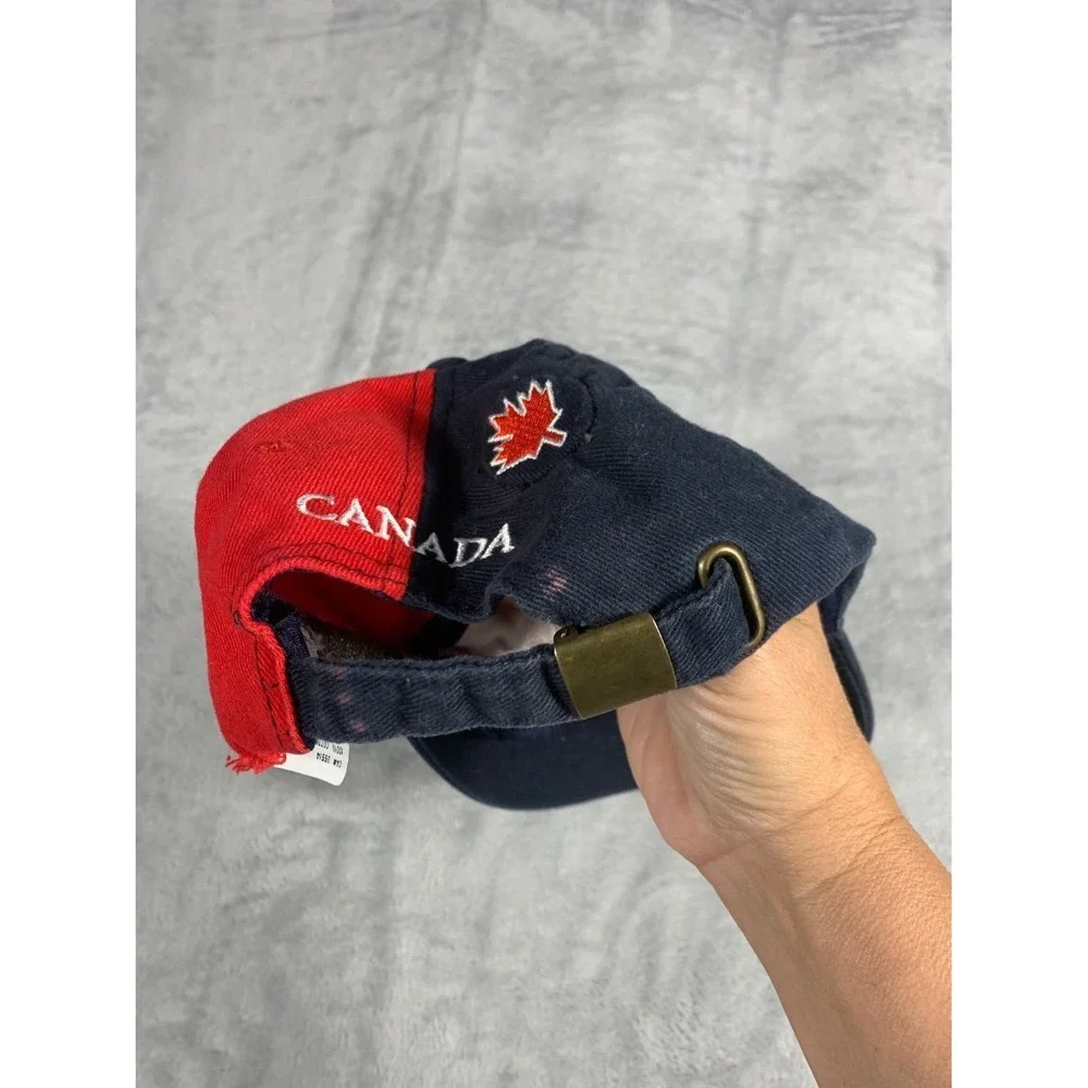 Souvenir Du Canada Flame Maple Leaf Mens OS Multicolor Hat Embroidered Graphic